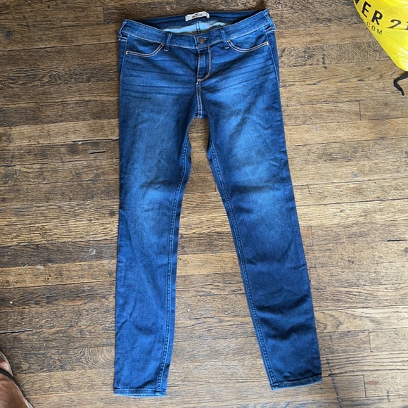 Hollester jeans - Picture 2 of 4